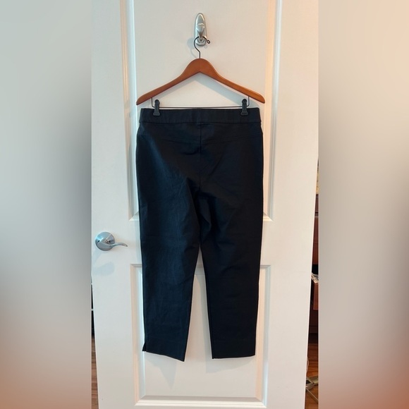 LILLY PULITZER MERRIN BI-STRETCH PANT IN 
NOIR - Picture 8 of 16